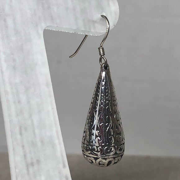 925 Sterling Silver earrings - Picture 7 of 7